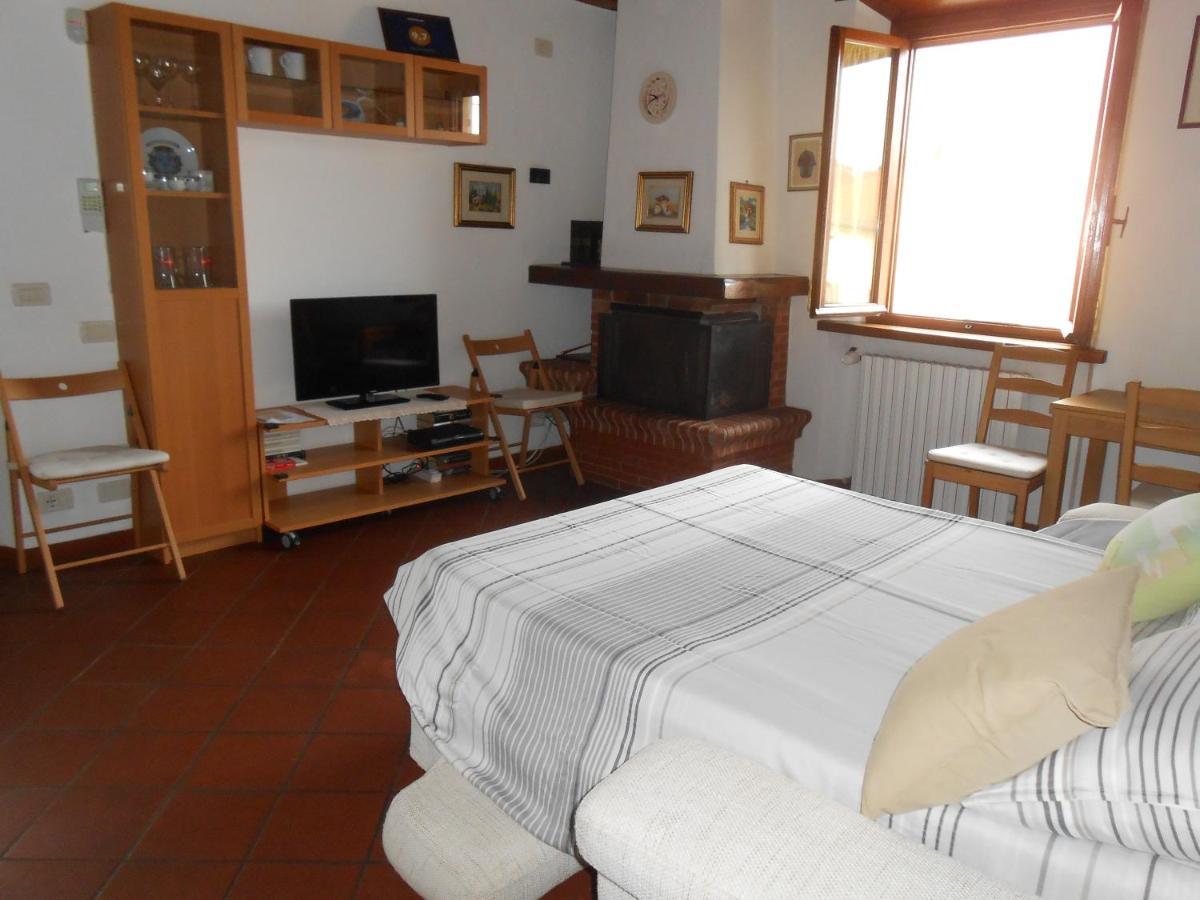 Casa Vacanze Orsi Lukka Zewnętrze zdjęcie